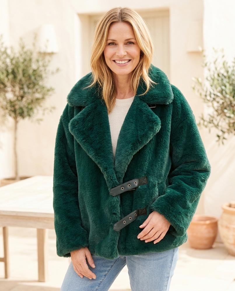 Ulla Fashion - Ellen | Weit Geschnittene Plüsch Jacke Damen