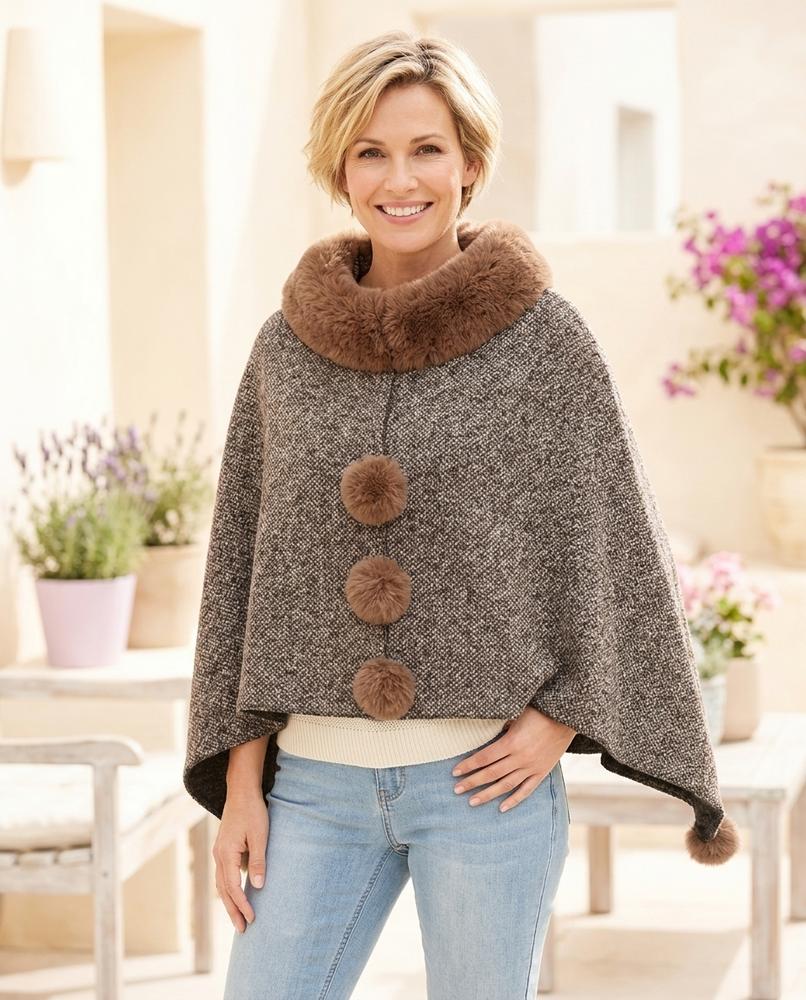 Ulla Fashion - Danav | Asymmetrischer Pelzbesetzter Mantel Damen