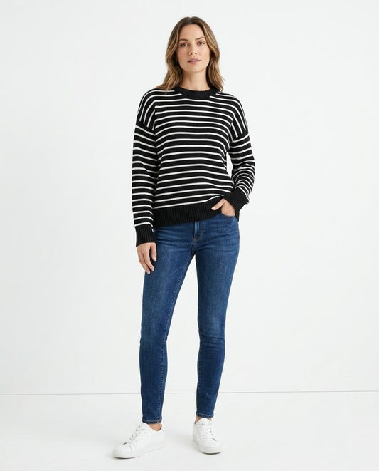 Ulla Fashion - Yosan | Gestreifter Langärmliger Pullover Unisex